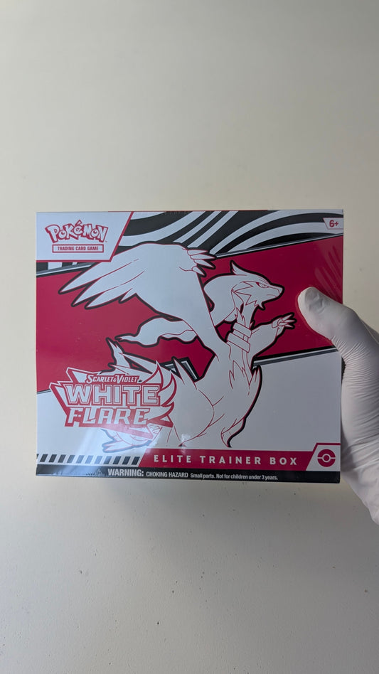 White Flare Elite Trainer Box - SV: White Flare (WHT)